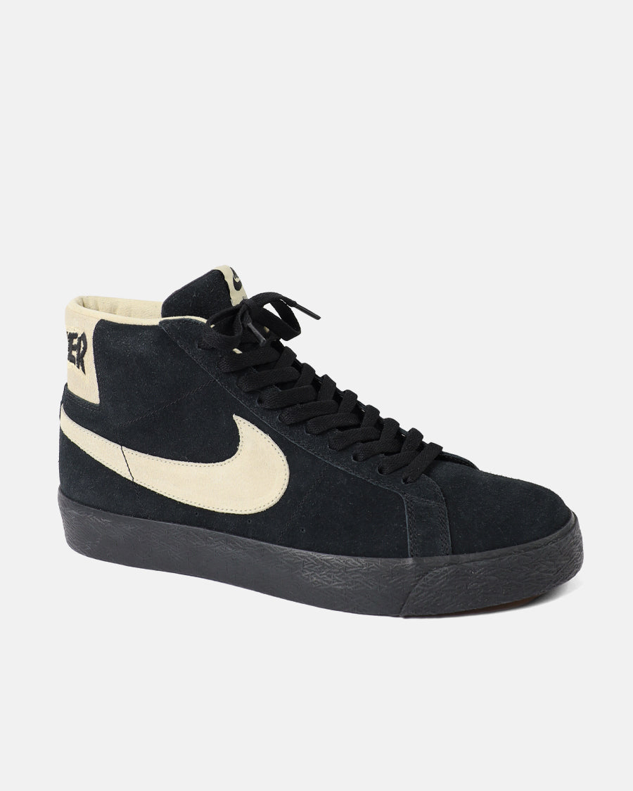 nike high top with black swoosh