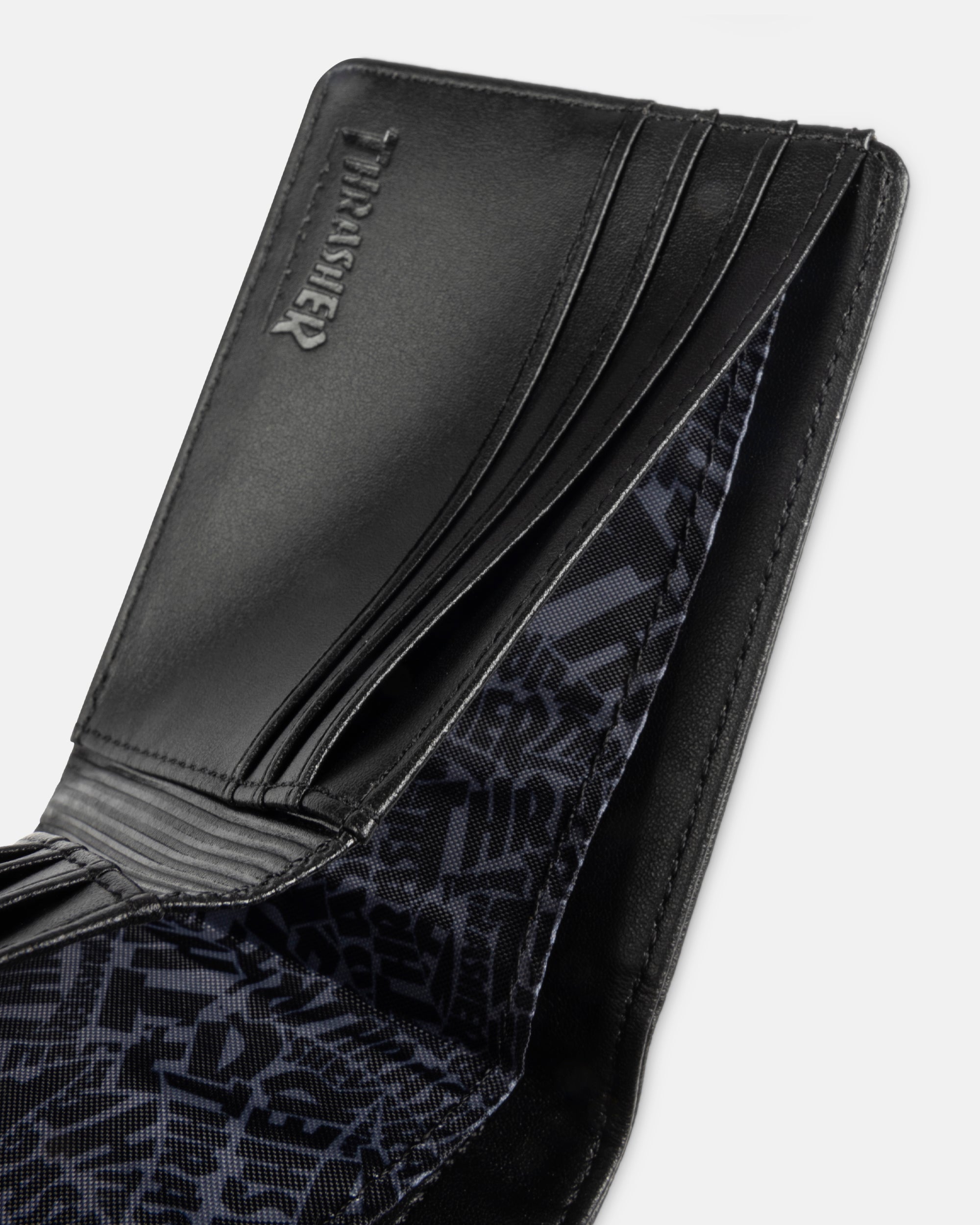 Skate Goat Leather Thrasher Wallet in black – TITUS Skate Goat Leather Thrasher Wallet in black – TITUS